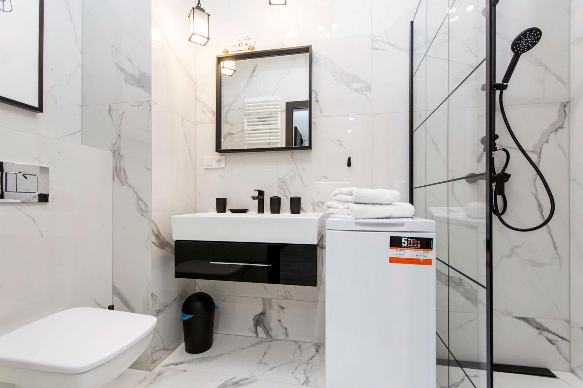 City Center - Aura By Apartmore Gdansk Ngoại thất bức ảnh