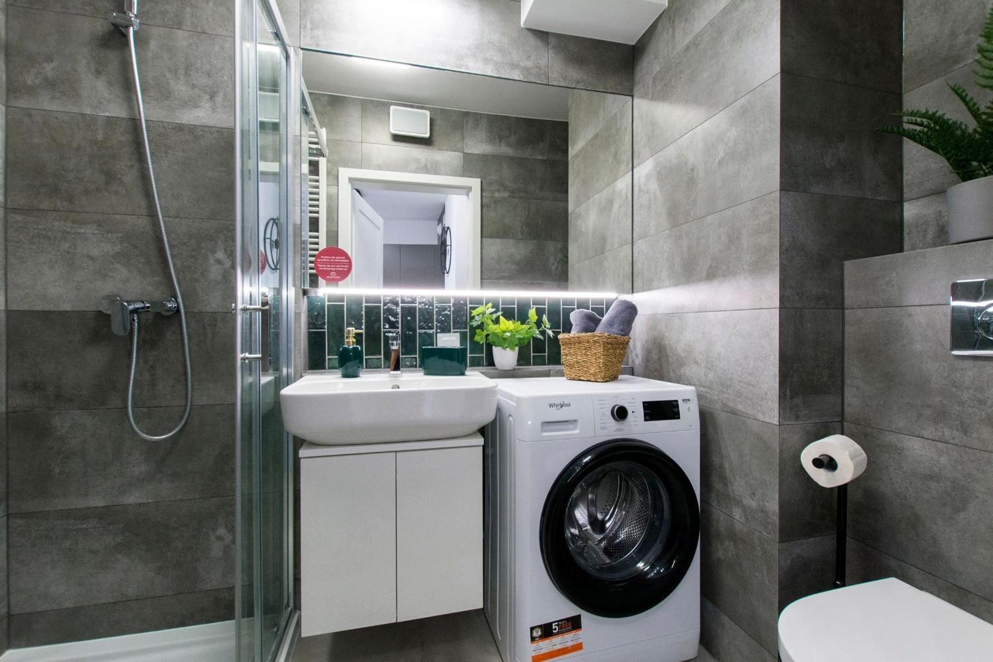 City Center - Aura By Apartmore Gdansk Ngoại thất bức ảnh