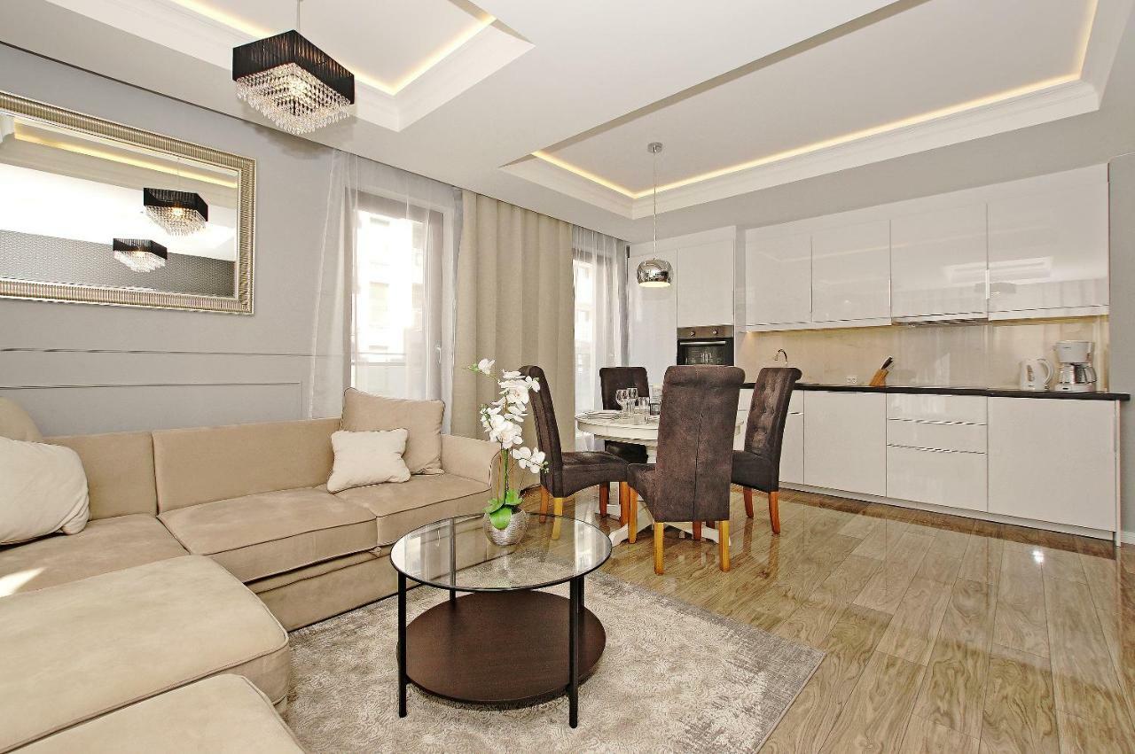 City Center - Aura By Apartmore Gdansk Ngoại thất bức ảnh